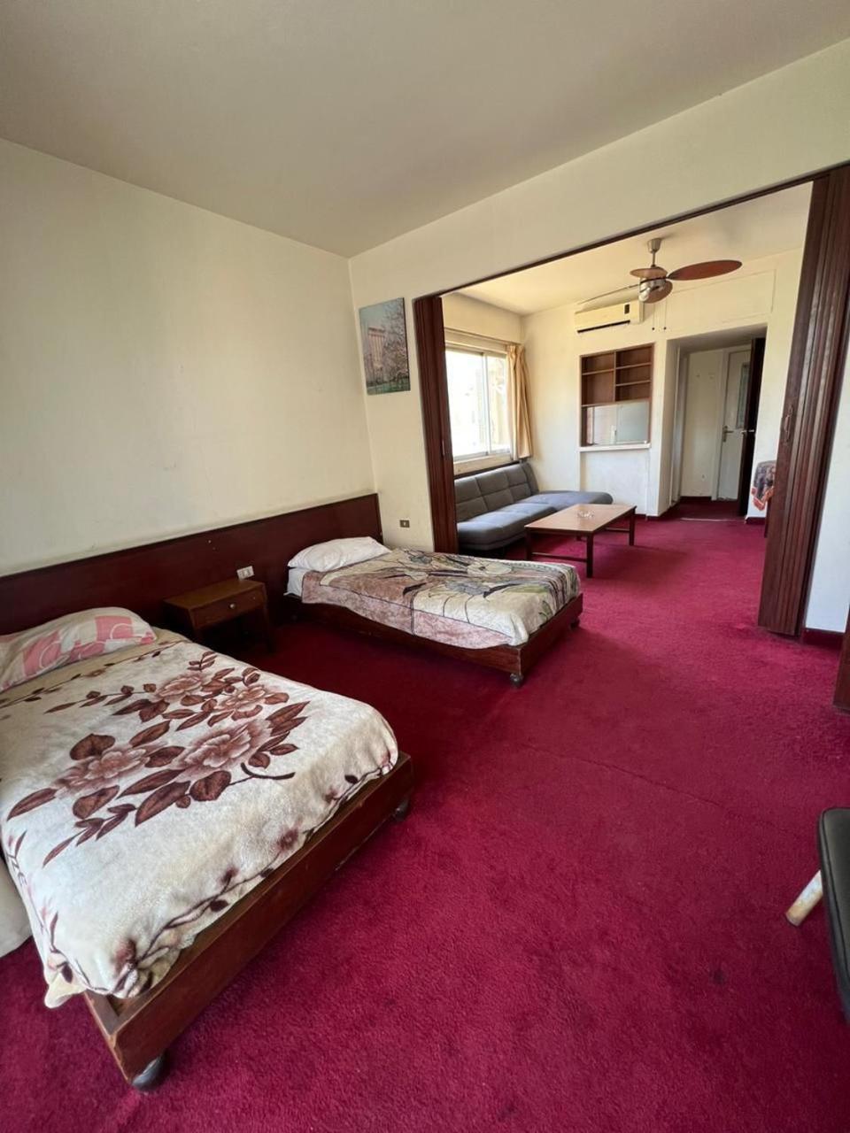 Rawche Universal Apartments Beiroet Buitenkant foto